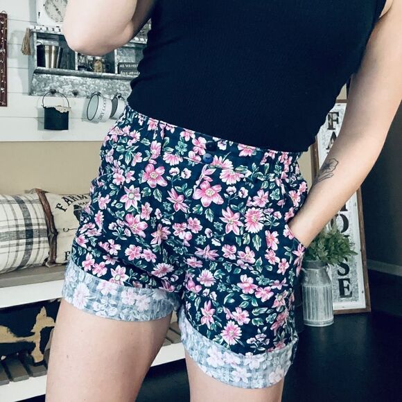 Vintage 80s/90s Whitefish Bay checkered plaid floral printed high waisted shorts - Picture 4 of 8
